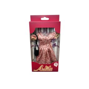 Babaruha kiegészítőkkel – rózsaszín virágos ruha